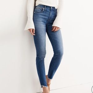 Madewell 10” High Rise Skinny Jeans Tulip Hem 25